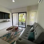 Departamento Con Alberca - Playa A 2 Minutos